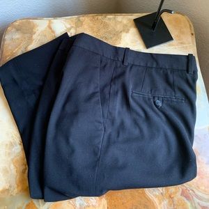 Perry Ellis slim fit black dress pants: 34 by 32